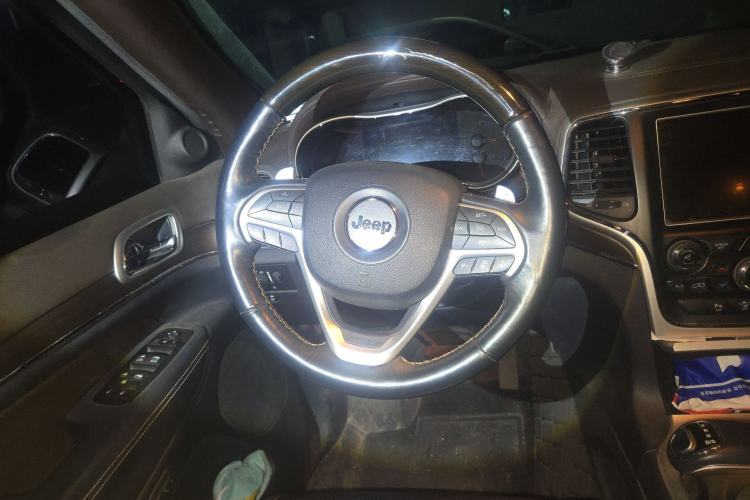 Used Jeep Grand Cherokee 2014 3.6L Elite Navigation Edition
