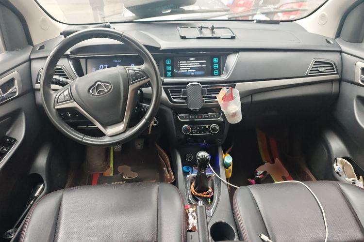 Used CHANGAN KAICHENG Oushang A600 2016 1.5L Manual Luxury 7-Seater Center Console