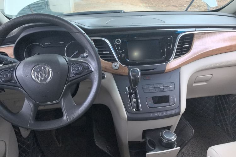 Used Buick GL8 2018 ES 28T Comfort Model China VI Standard