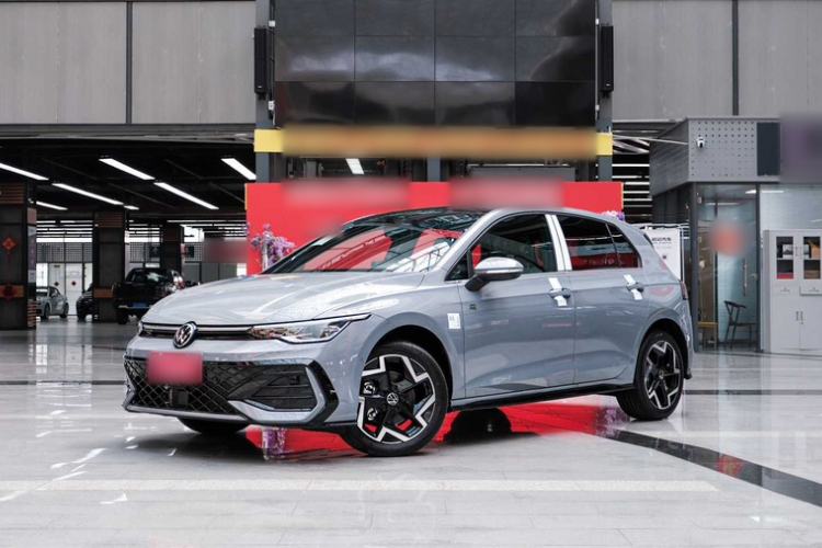 Used Volkswagen Golf 2025 Facelift 300TSI R-Line