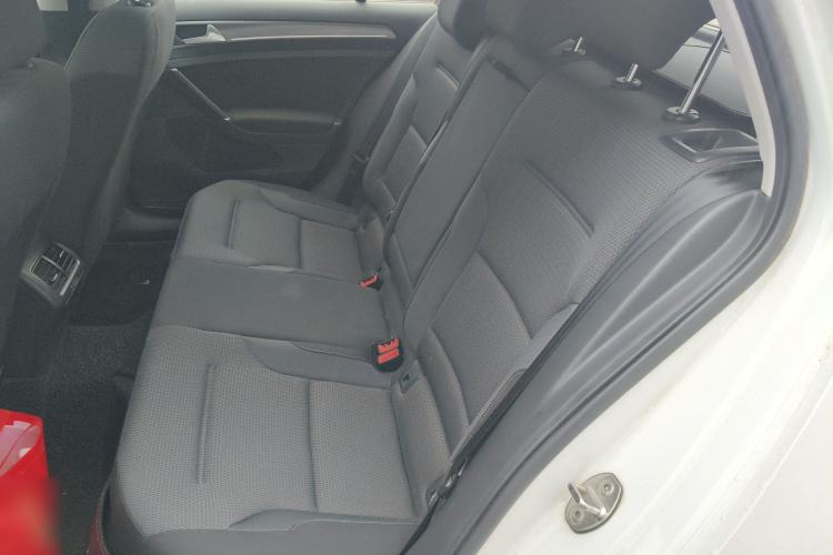 Used Volkswagen Golf 2017 230TSI Automatic Comfort Edition – Celebrating Milestone of One Million Units Left Rear Seat