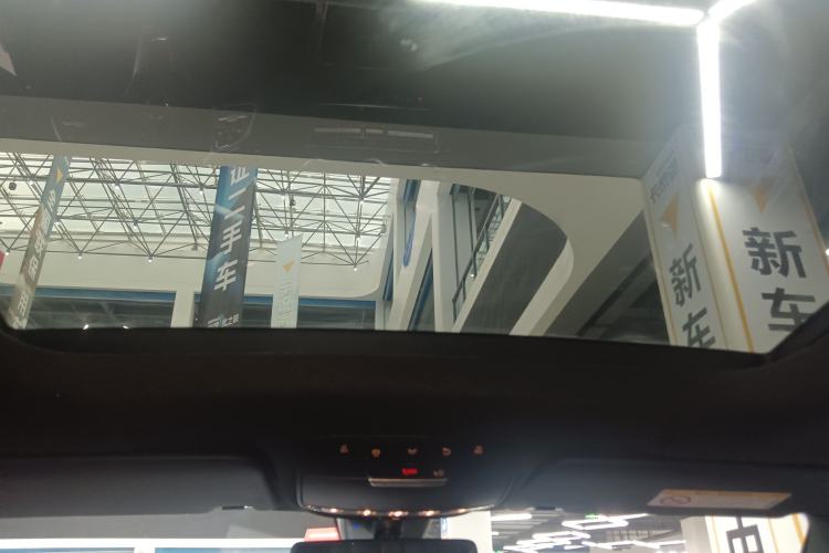 Used Mercedes-Benz GLC 2022 Refreshed GLC 300 L 4MATIC Dynamic Edition Prestige Version
