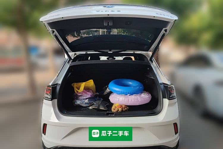 Used Volkswagen T-ROC 2024 300TSI DSG Two-Wheel-Drive Chen Guang Edition Trunk