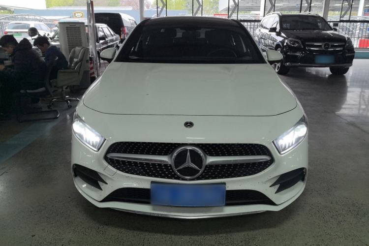 Used Mercedes-Benz A-Class 2022 Restyled A 200 L Sport Sedan Fashion Version
