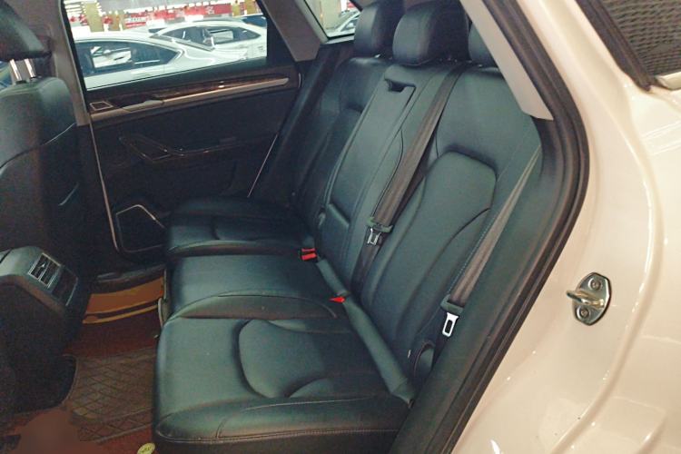 Used Zotye Domy X7 2017 1.8T Manual Luxury Model
