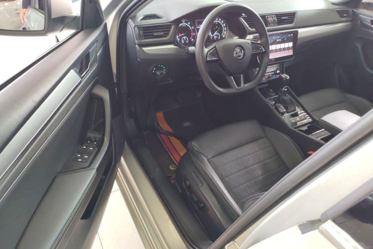 Used Skoda Superb 2019 Facelifted TSI280 DSG Comfort Edition
