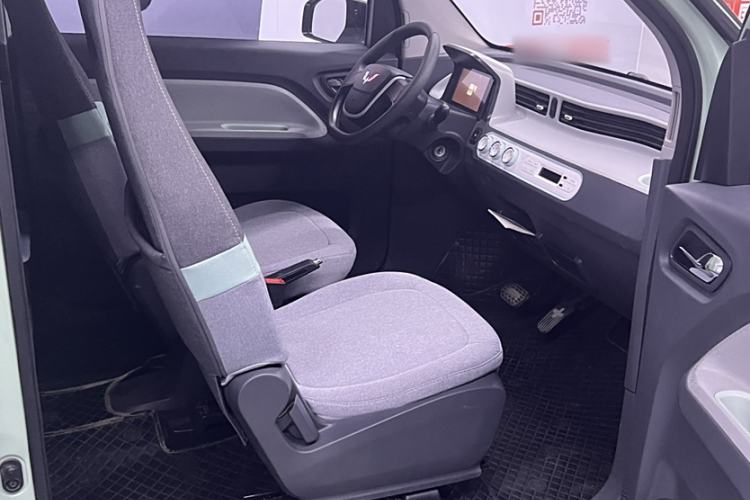 Used Wuling Hongguang MINIEV 2021 Macaron Premium Model – Lithium Iron Phosphate