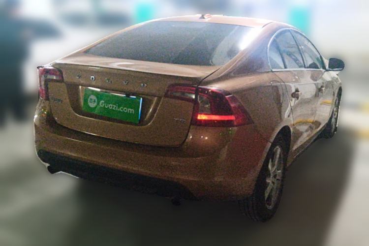 Used Volvo S60 2012 T5 Zhiya Edition Rear Right 45 Deg