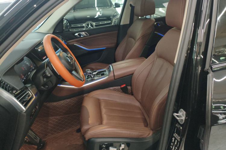 Used BMW X5 2022 xDrive40i Luxury Edition M Sport Package
