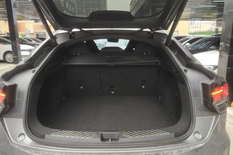 Used Lynk & Co 05 2020 2.0TD Four-Wheel Drive HypeHalo