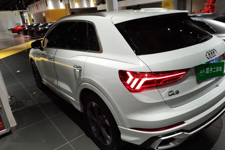 Used Audi Q3 2024 35 TFSI Fashion Dynamic Edition
