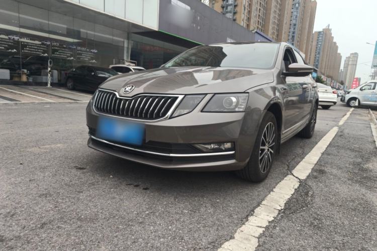 Used Skoda Octavia 2018 1.6L Automatic Luxury Edition