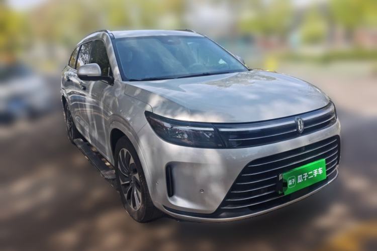 Used Hima AITO M7 2024 1.5T Rear-Drive Plus Version 5 Seats Front Right 45 Deg