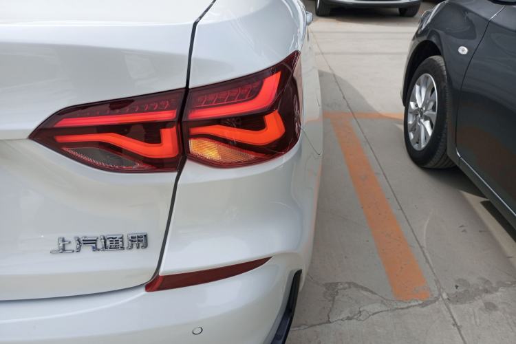 Used Chevrolet Monza 2023 1.5L Dual-Clutch Enjoyment Edition Right Rear Taillight