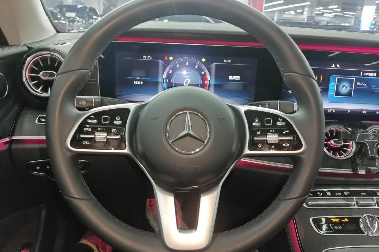 Used Mercedes-Benz E-Class 2019 E 200 Coupe Steering Wheel