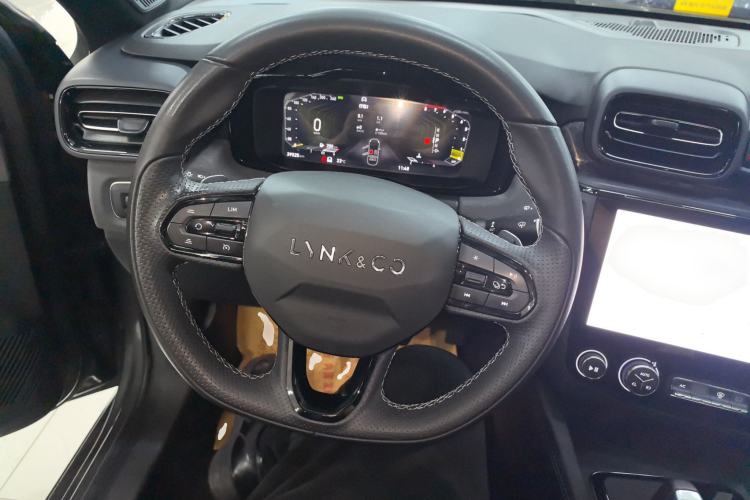 Used Lynk & Co 03 2022 2.0TD DCT JingPro
