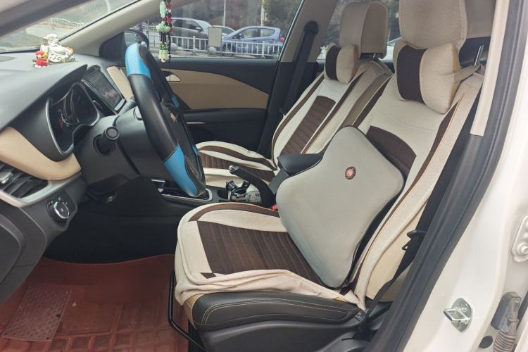 Used Chevrolet Monza 2020 320 Automatic Enjoyment Edition Left Front Seat