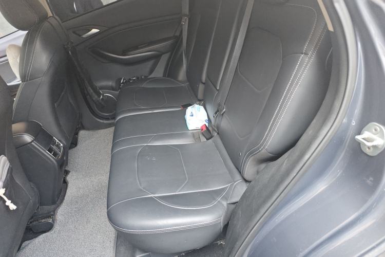 Used BYD Song 2020 Classic Edition 1.5T Automatic Elite Model Left Rear Seat