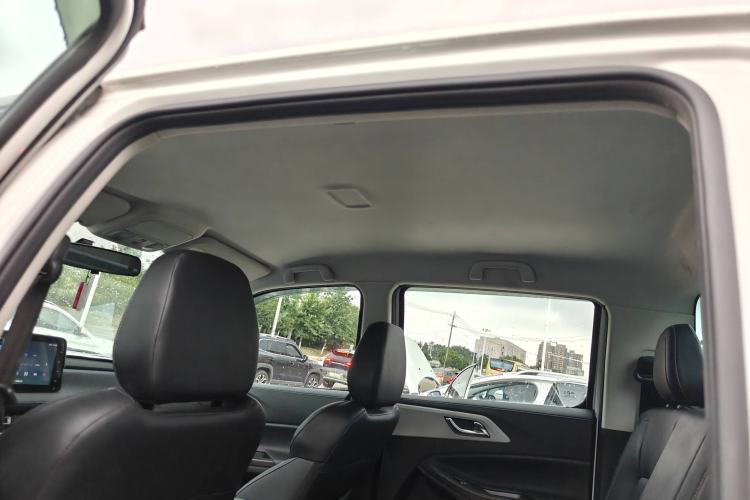 Used JMC Yuhu 7 2023 2.0T Automatic Diesel 4x4 Comfort Plus Long Wheelbase
