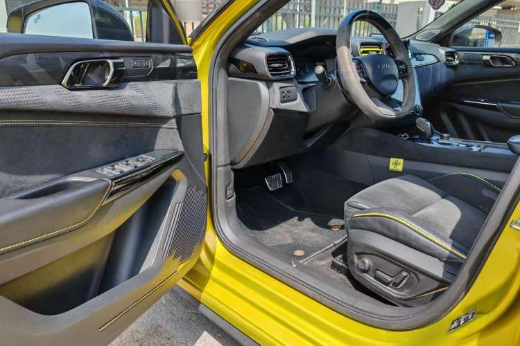 Used Lynk & Co 03 2019 03+ 2.0TD Automatic Wind-Chasing Edition
