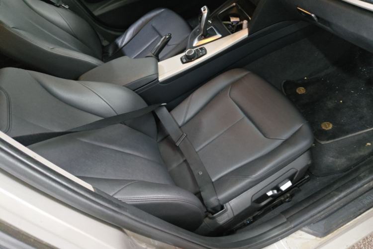Used BMW 3 Series 2016 316i Fashion Model