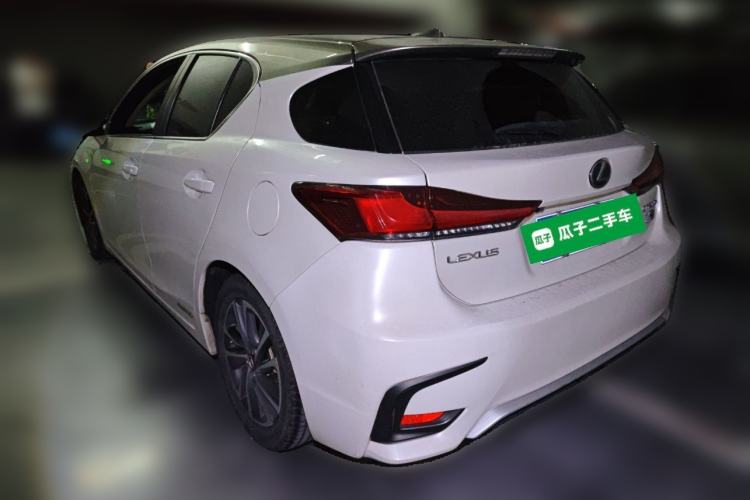 Used Lexus CT 2017 CT200h Comfort Edition Two-Tone China V Standard