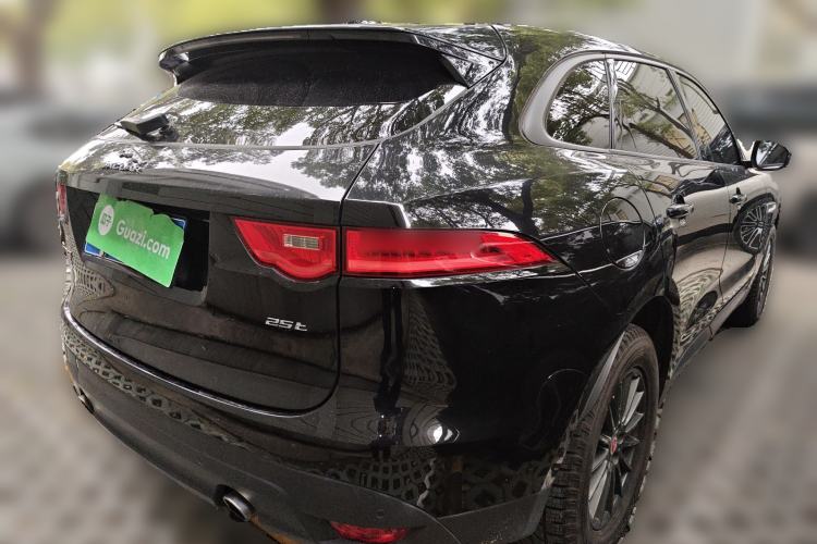 Used Jaguar F-PACE 2018 2.0T Two-Wheel Drive Urban Deluxe Edition
