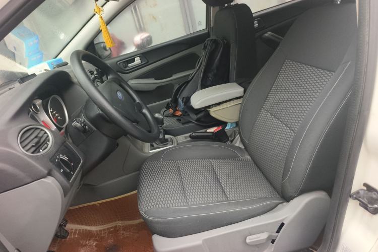 Used Ford Focus 2013 Hatchback Classic 1.8L Manual Base Model