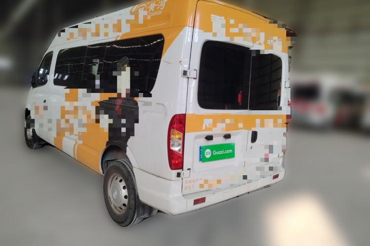 Used SAIC MAXUS Xintu V80 2023 2.0T Manual Classic Aoyuntong Long Wheelbase Mid-Height 6/7/8/9-Seater