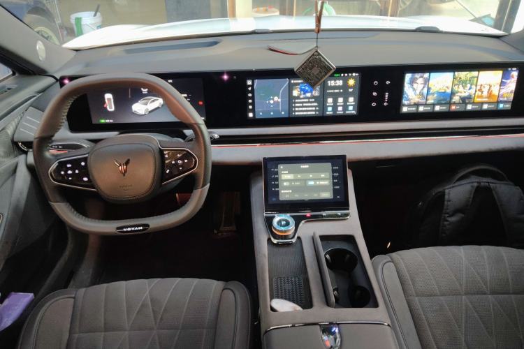 Used VOYAH PASSION 2023 Four-Wheel Drive Standard Edition