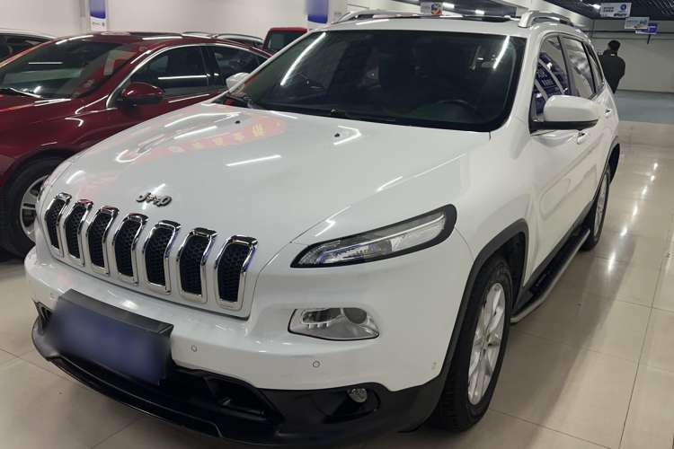 Used Jeep Cherokee 2016 2.4L Leading Edition