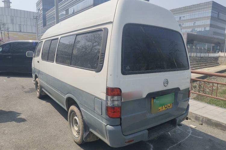 Used Golden Dragon Hiace 
