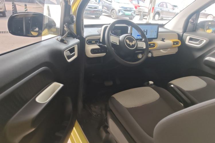 Used Wuling Hongguang MINIEV 2024 3rd Generation 215km Advanced Version