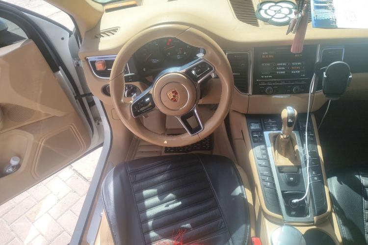 Used Porsche Macan 2014 Macan 2.0T