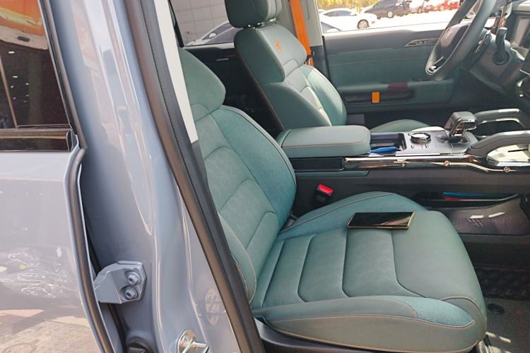 Used JETOUR Traveler 2023 2.0T All-Wheel-Drive CrossPRO
