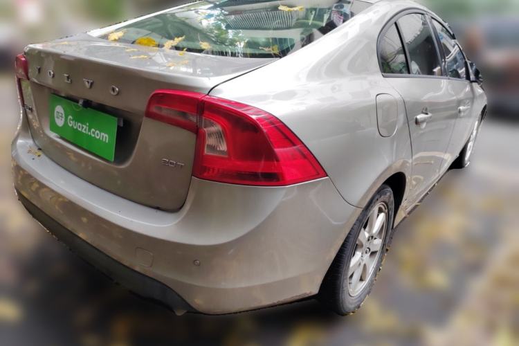Used Volvo S60 2011 2.0T Comfort Edition Rear Right 45 Deg