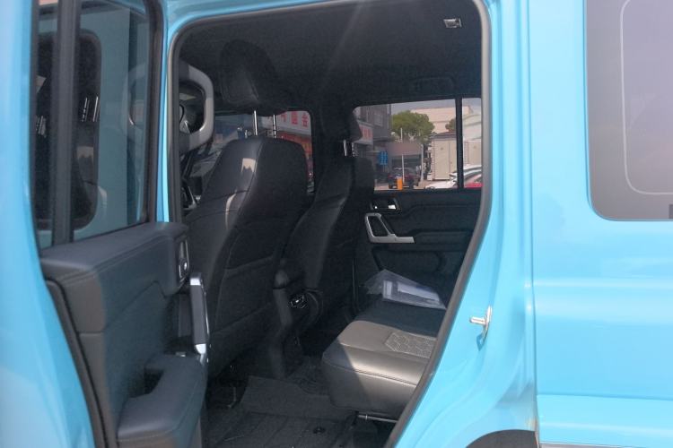 Used 212 T01 2025 2.0T Changfeng
