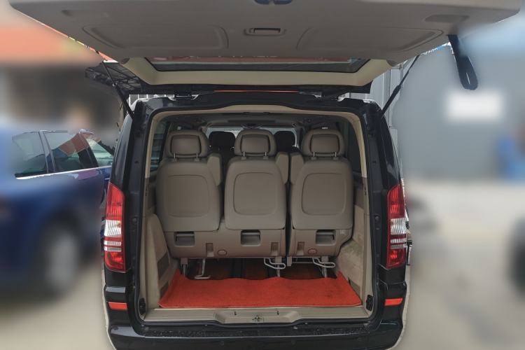 Used Mercedes-Benz Viano 2013 3.0L Comfort Edition