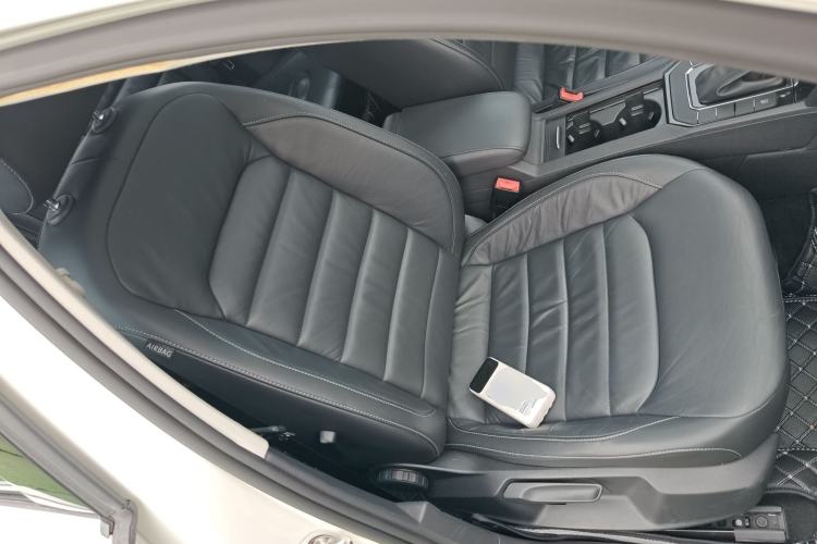 Used Volkswagen Lamando 2015 280TSI DSG Comfort Edition
