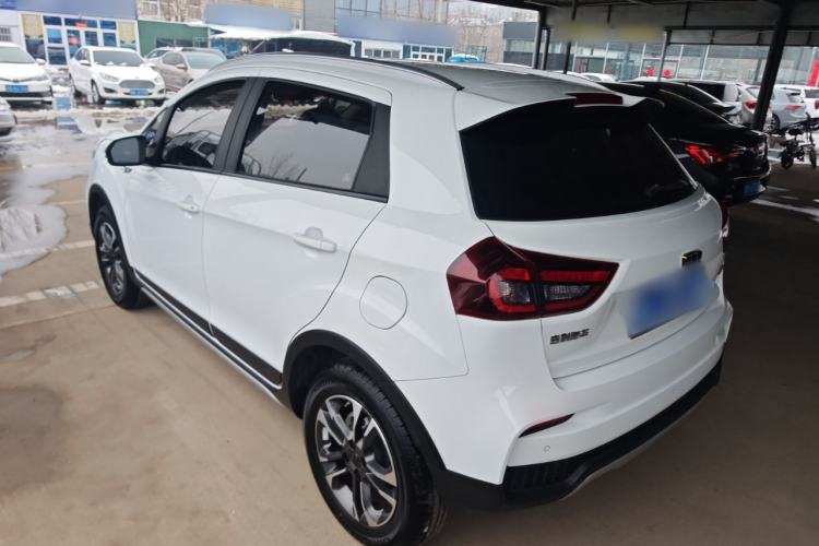 Used Geely Auto Vision X3 2019 Upgraded Model 1.5L Manual Elite Version
