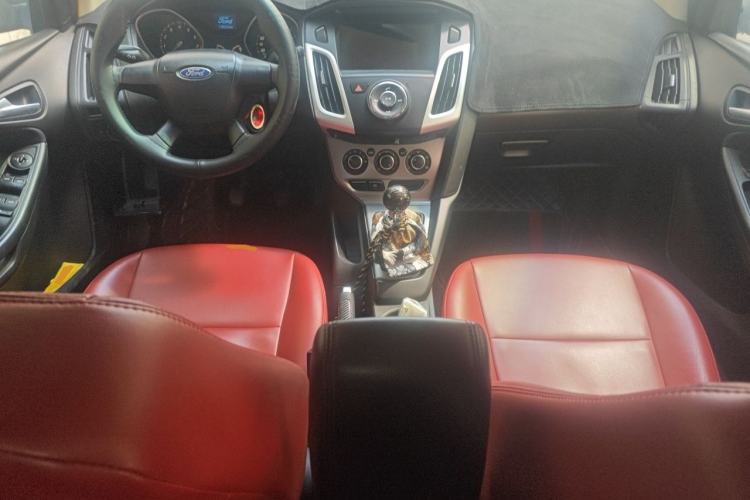 Used Ford Focus 2012 Hatchback 1.6L Manual Comfort Model