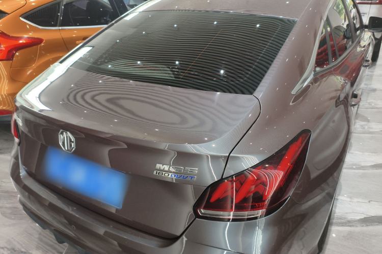 Used MG 5 2022 180 DVVT Manual Youth Luxury Edition