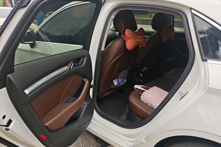 Used Audi A3 2016 Limousine 35 TFSI Style Edition Left Rear Seat