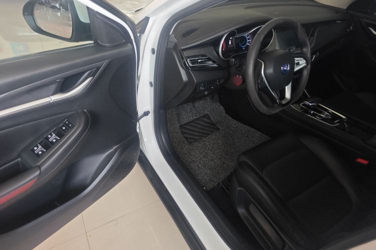 Used CHANGAN Eado New Energy 2022 EV460 Smart Ride-Hailing Edition – Lithium Iron Phosphate Driver Seat