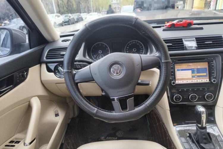 Used Volkswagen Passat 2013 1.8TSI DSG Prestige Edition
