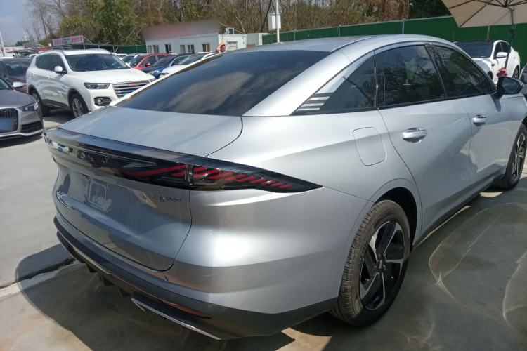 Used Geely Galaxy L6 2025 EM-i 140km Starship Edition