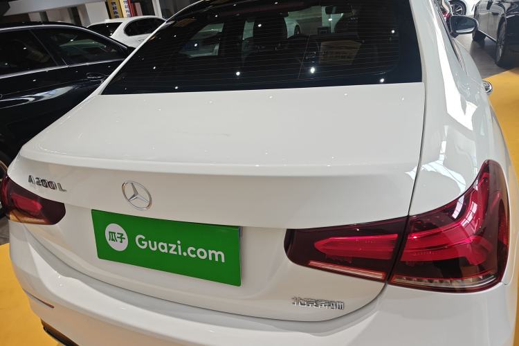 Used Mercedes-Benz A-Class 2021 A 200 L Sport Sedan Fashion Model
