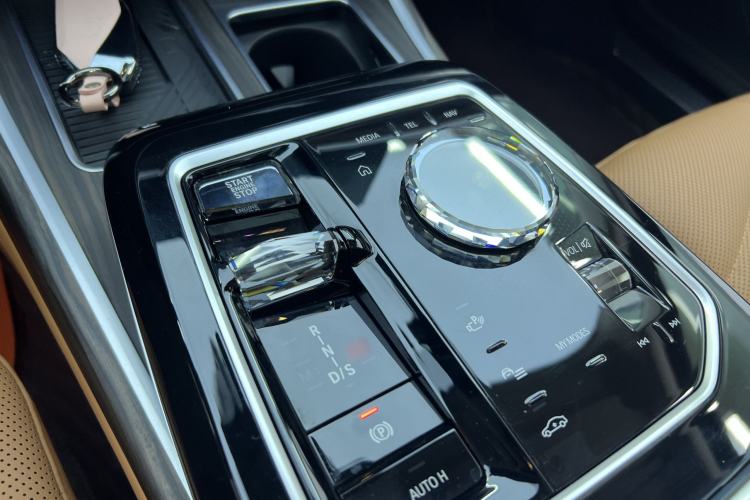 Used BMW 7 Series 2023 740Li Leading Edition Luxury Package
