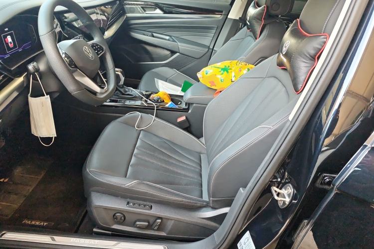 Used Volkswagen Passat 2024 380TSI Starry Dragon Edition