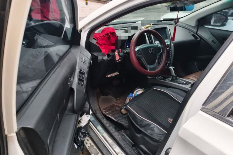 Used Luxgen U6 SUV 2015 1.8T ZhiZun Model